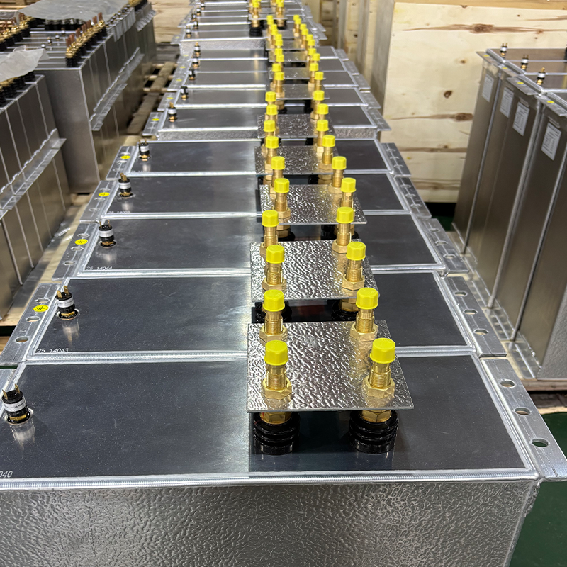 Aqua vs. Air Cooling: A Technical Comparison of Capacitor Thermal Management for Induction Calefaciens and Liquefaciens Systems